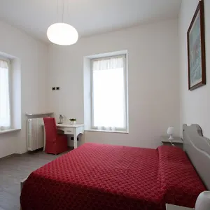 Palazzo Di Primavera Guest House Frühstückspension